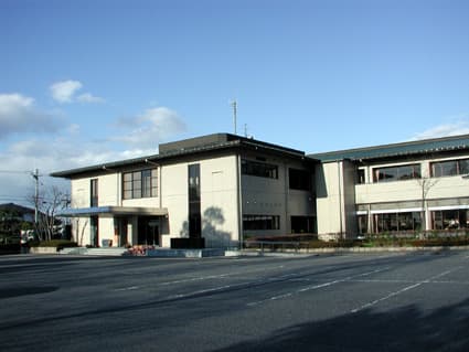 東近江市 愛東支所に絞り込む 平和祈念館(仮称)の候補地