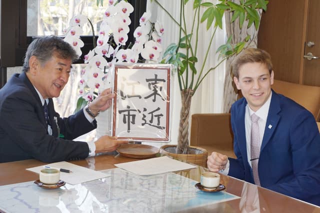 姉妹都市奨学生イーサン・オームスビーさん