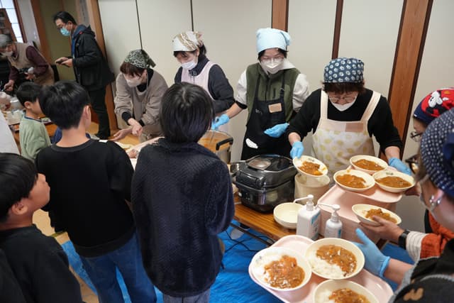 児童、住民の居場所づくりに「みんなの食堂やまもと」開店