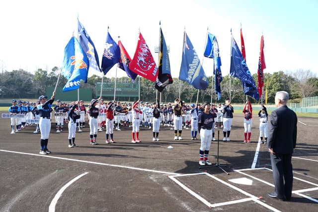 4強が揃う 29日決勝 選手一同、全力プレーで