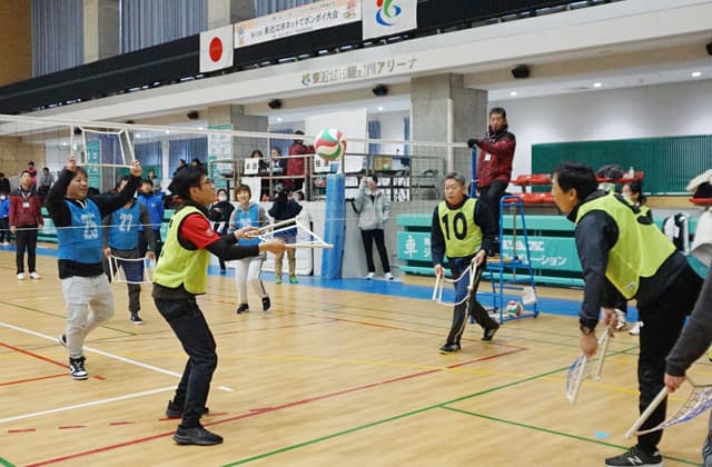 老いも若きも「ネットでポンポイ」