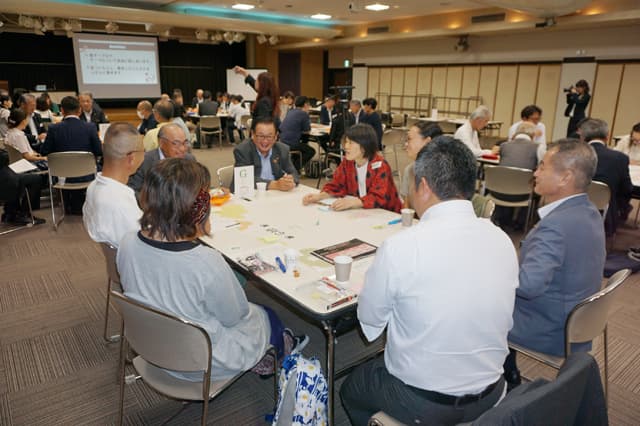 20年先の東近江を語ろう 市民と議会の意見交換会