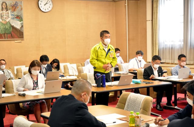 県議会 各会派と知事との政策協議実施