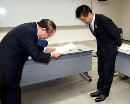 湖国ならではの「豊かさ」模索 第3期滋賀県基本構想を諮問