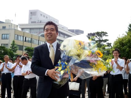 三日月知事「真の文明は、山を荒らさず」