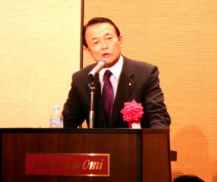 「できの悪い知事もいる」