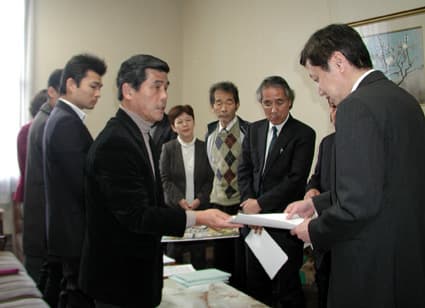 関電・大飯原発 安易な再稼動は反対