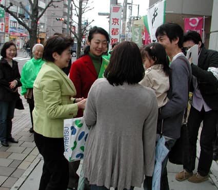 嘉田バブル人気の終えん「嘉田野党」の自民系、過半数越える