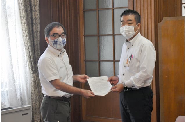 第2波に備えるコロナ対策の今(13)連携で「介護崩壊」を防げ