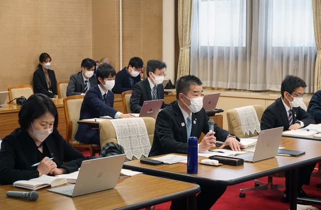 2月県会に向けて協議