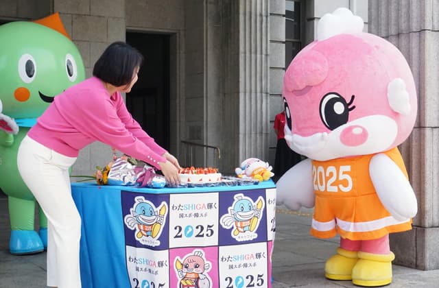 チャッフィー誕生日を花いっぱいでお祝い