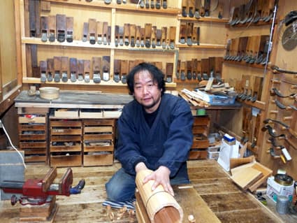 伝統工芸に斬新なデザイン 木の桶、海外から熱視線