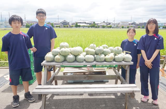 震災の記憶風化させない
