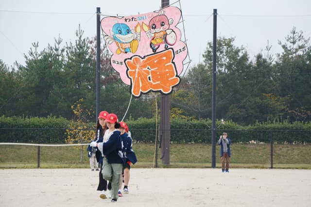 チャレンジ大凧ふわり飛揚