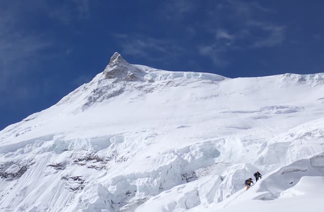 佐々木司さん ヒマラヤ・マナスル登頂