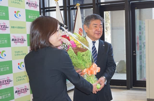 「初心に帰る」小椋市長、4期目の決意